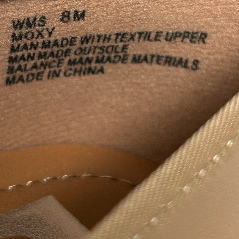 DV by Dolce Vita Moxy Nude Beige Patent Ballet Vegan Flats Women’s Size 8 NIB - Picture 10 of 11